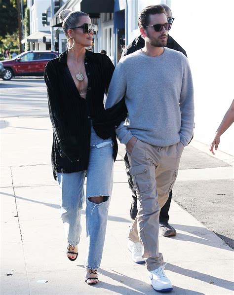 Are khloe and scott dating